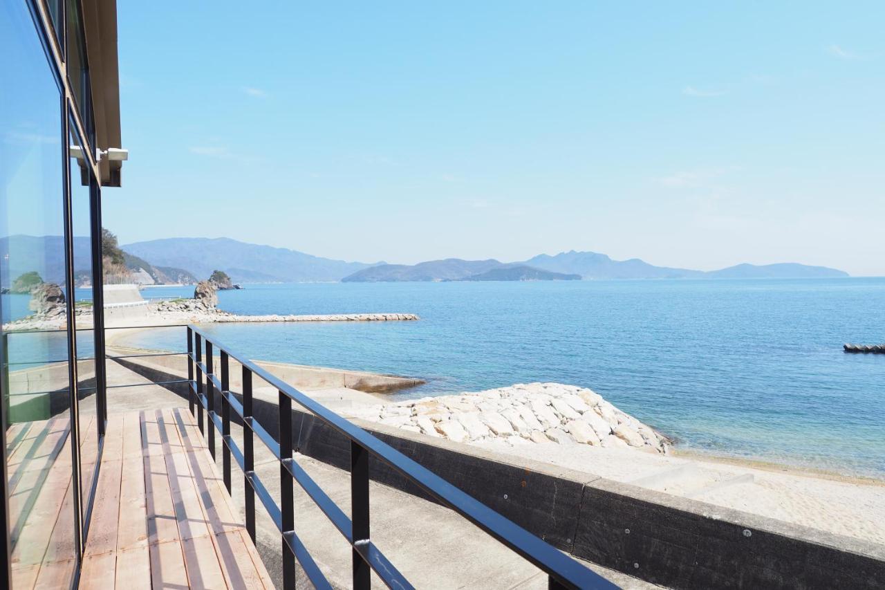 Private Luxury Villa With Ocean View Shodoshima Exterior foto